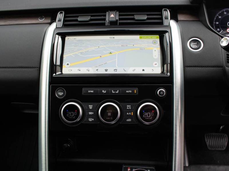 Land Rover Discovery   Registered:2019(19)