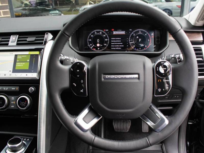 Land Rover Discovery   Registered:2019(19)