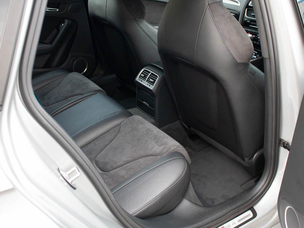 Audi RS4 Avant 4.2 FSI quattro S tronic 450ps Estate Petrol Prisma Silver Crystal