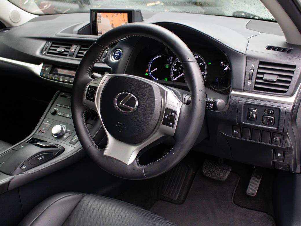 Lexus CT 200h 1.8 SE-L Auto Nav Hatchback Hybrid Starfire White Pearl