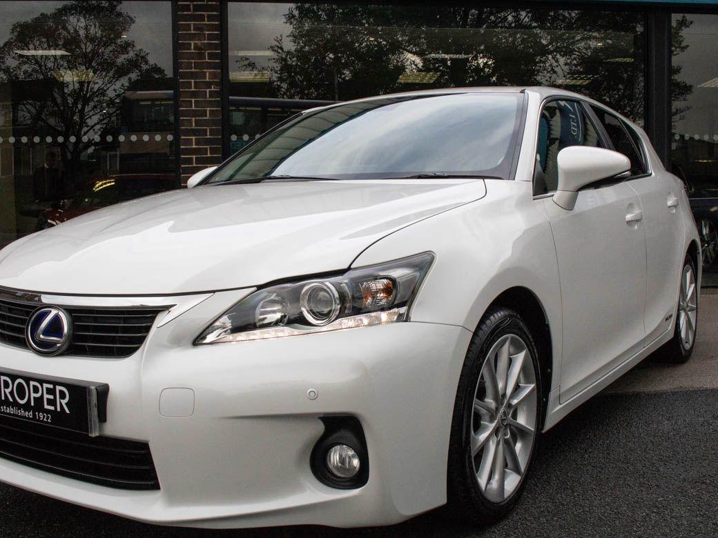 Lexus CT 200h 1.8 SE-L Auto Nav Hatchback Hybrid Starfire White Pearl