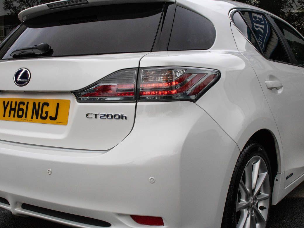 Lexus CT 200h 1.8 SE-L Auto Nav Hatchback Hybrid Starfire White Pearl