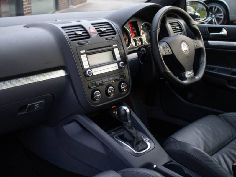 Volkswagen Golf   Registered:2009(58)