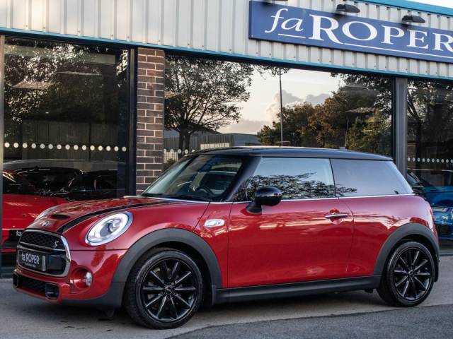 2017 Mini Hatchback 2.0 Cooper S 3 door 192bhp +++Spec