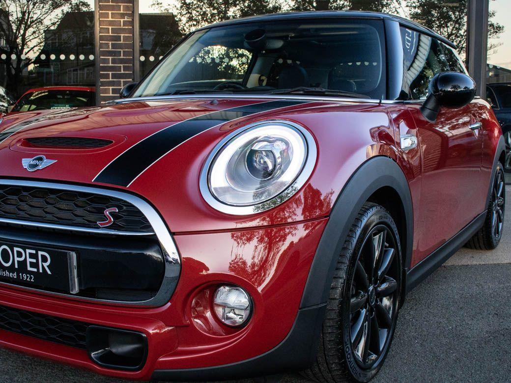 Mini Hatchback 2.0 Cooper S 3 door 192bhp +++Spec Hatchback Petrol Blazing Red Metallic