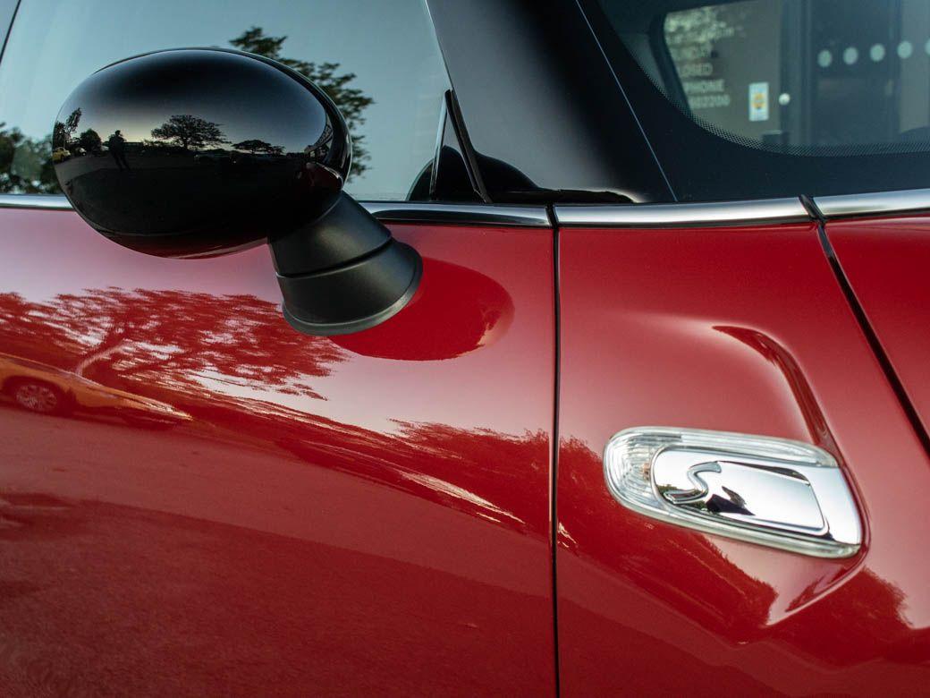 Mini Hatchback 2.0 Cooper S 3 door 192bhp +++Spec Hatchback Petrol Blazing Red Metallic