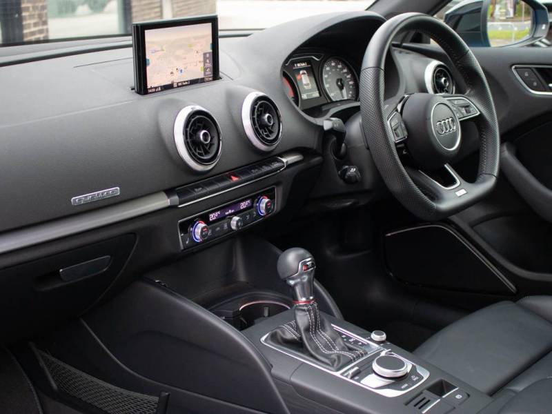 Audi A3   Registered:2017(67)