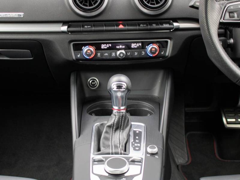 Audi A3   Registered:2017(67)