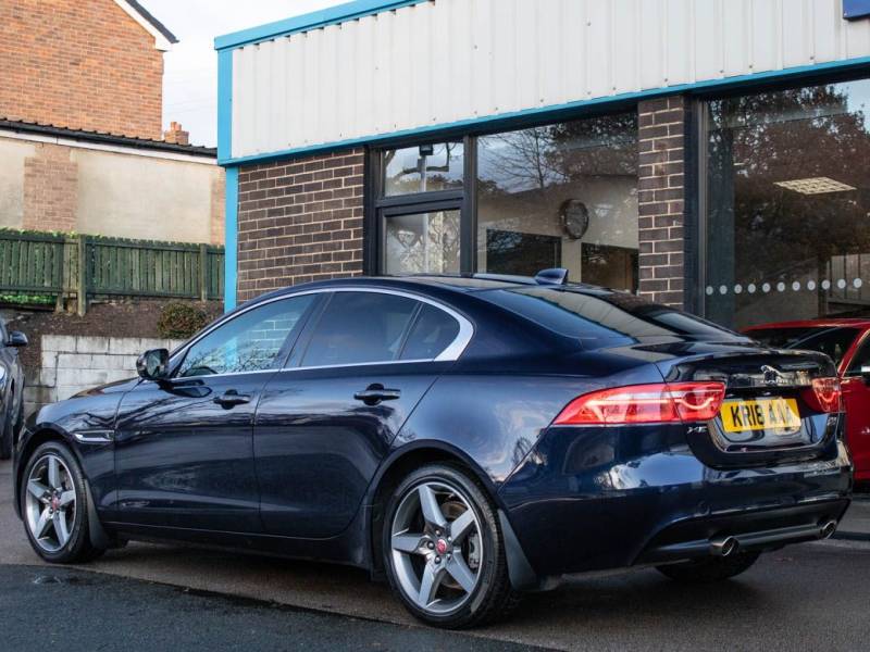 Jaguar XE   Registered:2018(18)
