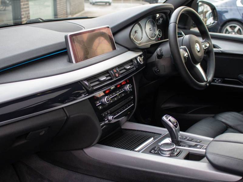 BMW X5   Registered:2015(15)