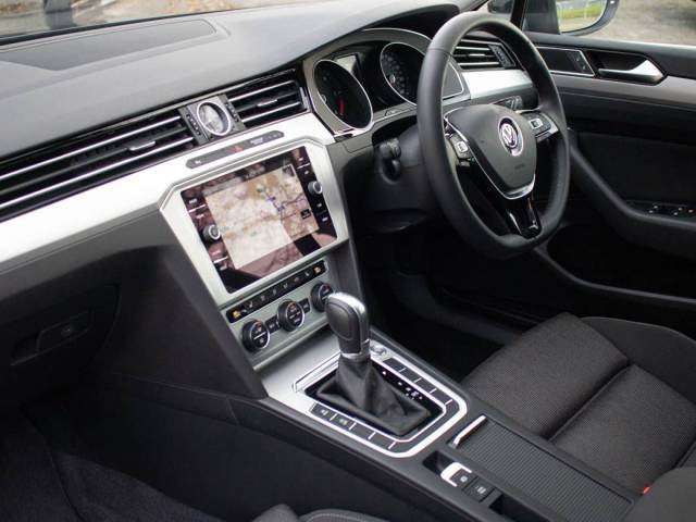 2019 Volkswagen Passat 2.0 TDI SE Business Estate DSG Auto 150ps