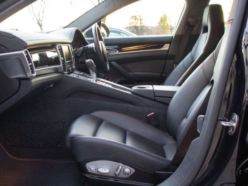 Porsche Panamera   Registered:2015(65)
