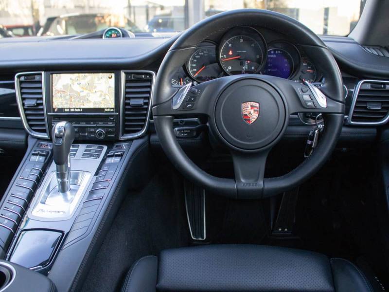 Porsche Panamera   Registered:2015(65)