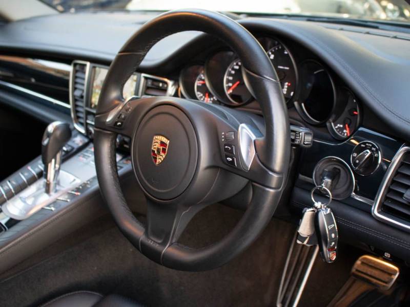 Porsche Panamera   Registered:2015(65)