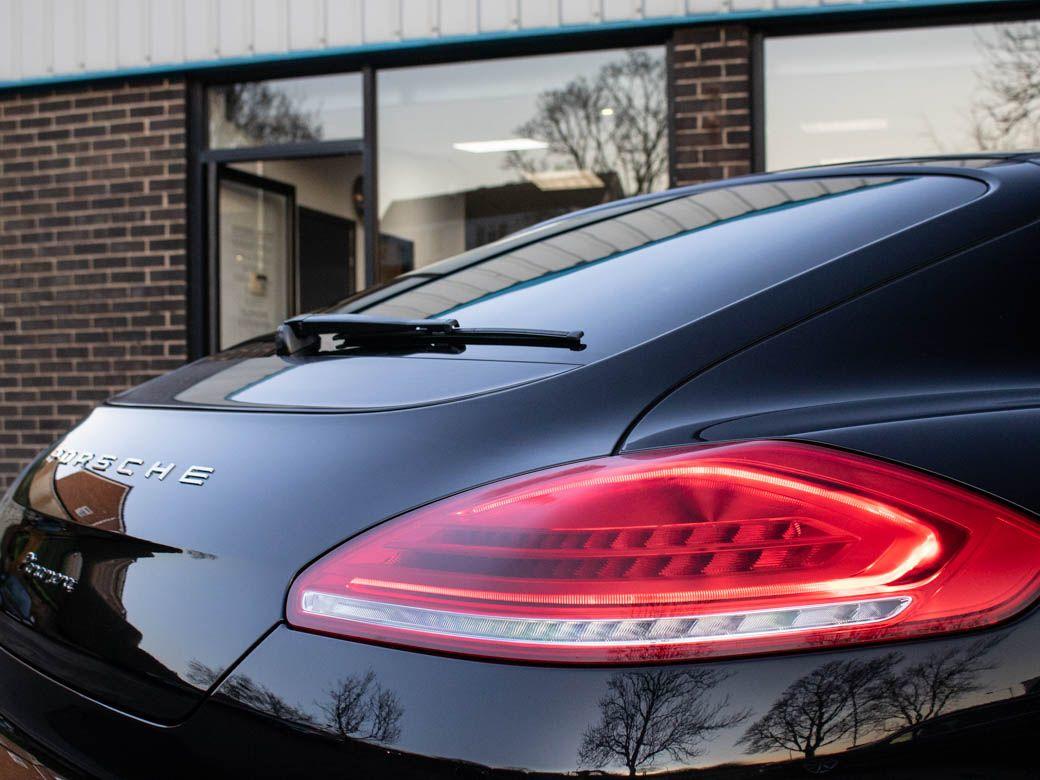 Porsche Panamera 3.0 V6 Diesel Tiptronic S 300ps Hatchback Diesel Jet Black Metallic