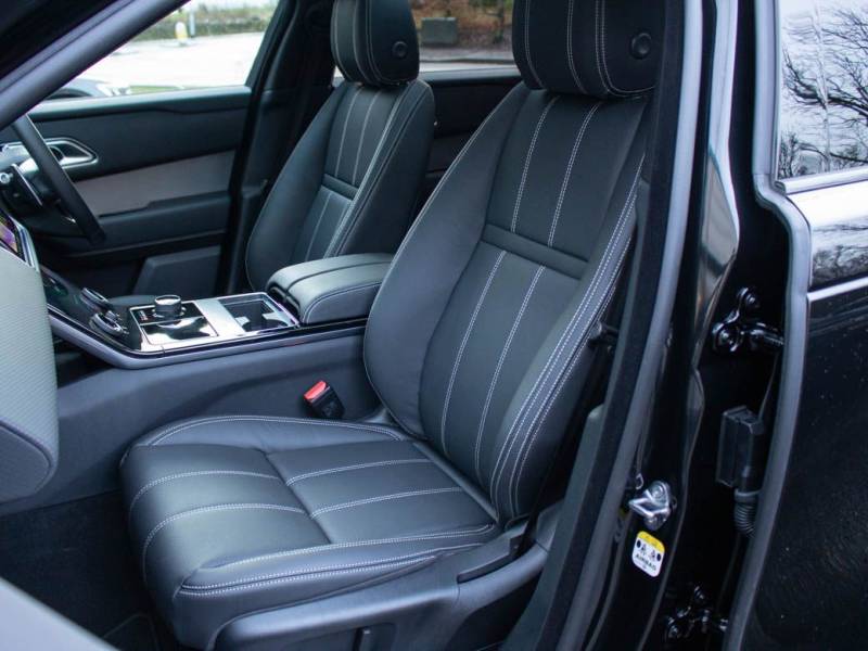 Land Rover Range Rover Velar   Registered:2019(19)