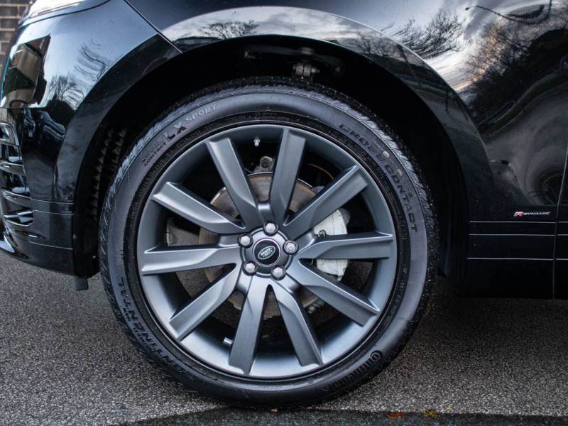 Land Rover Range Rover Velar   Registered:2019(19)