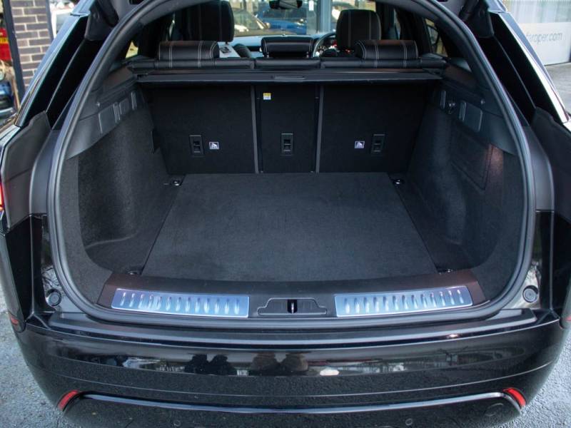 Land Rover Range Rover Velar   Registered:2019(19)