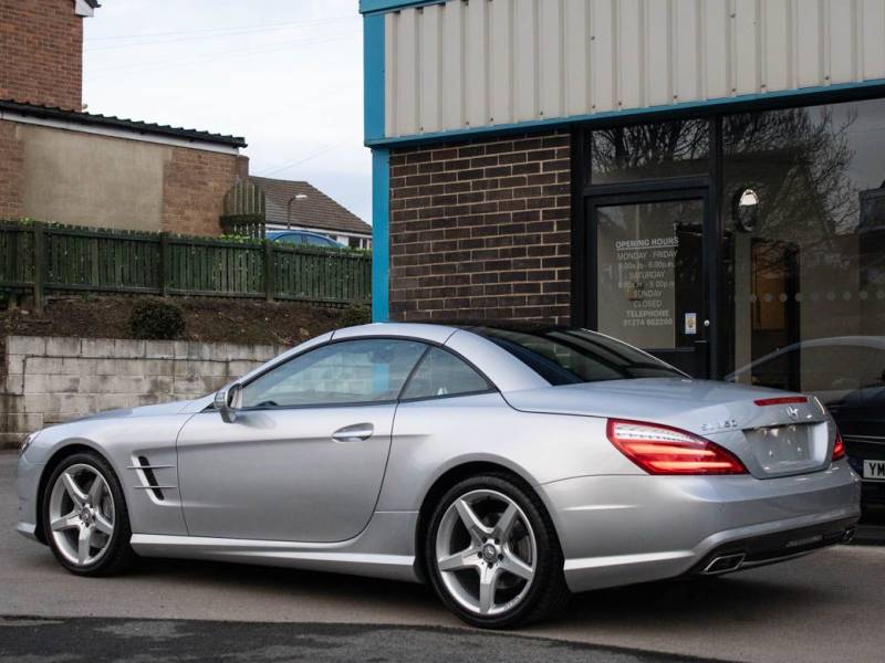 Mercedes Benz SL Class   Registered:2013(13)