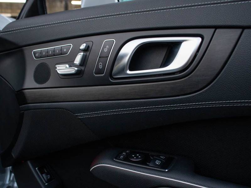 Mercedes Benz SL Class   Registered:2013(13)