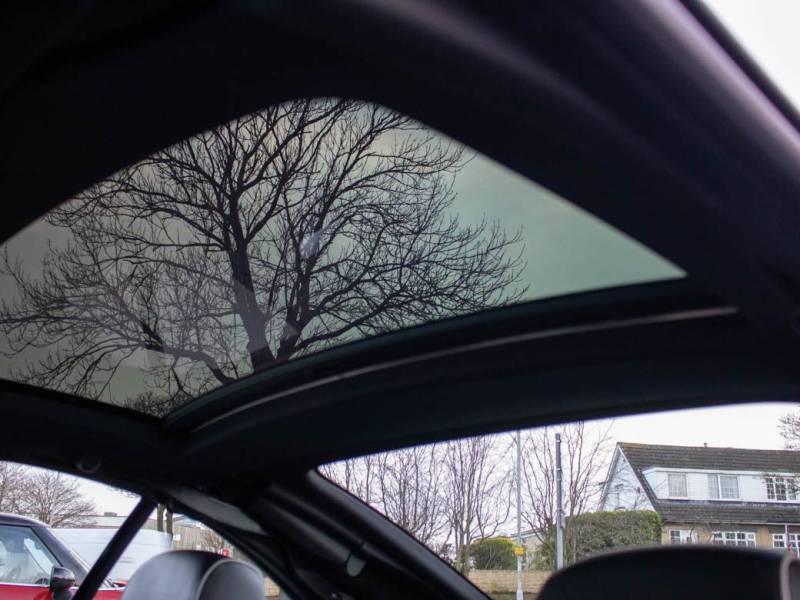 Mercedes Benz SL Class   Registered:2013(13)