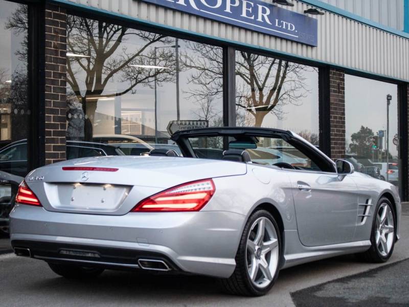 Mercedes Benz SL Class   Registered:2013(13)