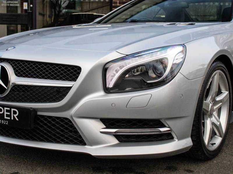 Mercedes Benz SL Class   Registered:2013(13)