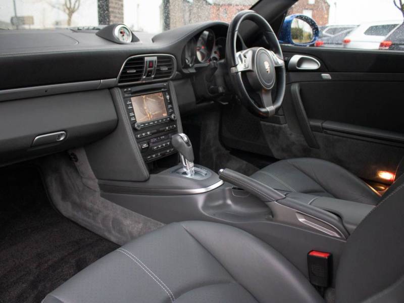 Porsche 911   Registered:2009(09)