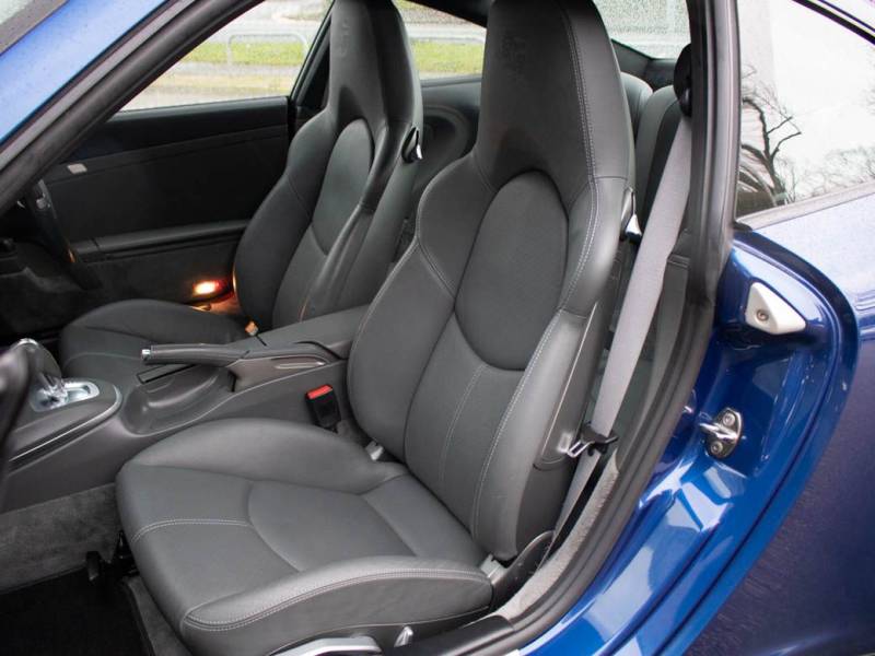 Porsche 911   Registered:2009(09)