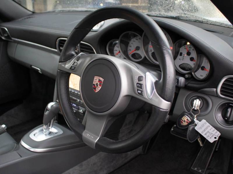 Porsche 911   Registered:2009(09)