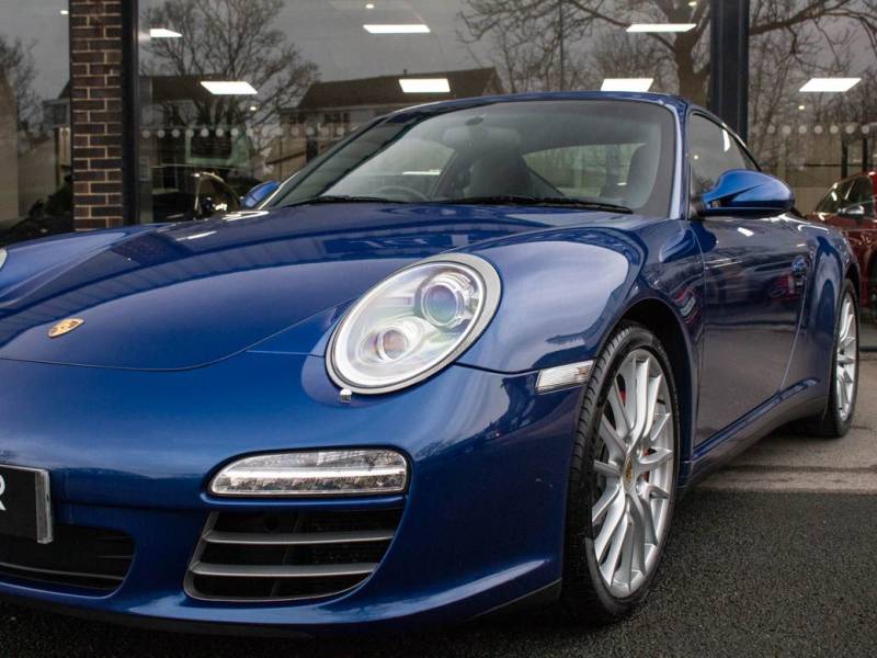 Porsche 911   Registered:2009(09)